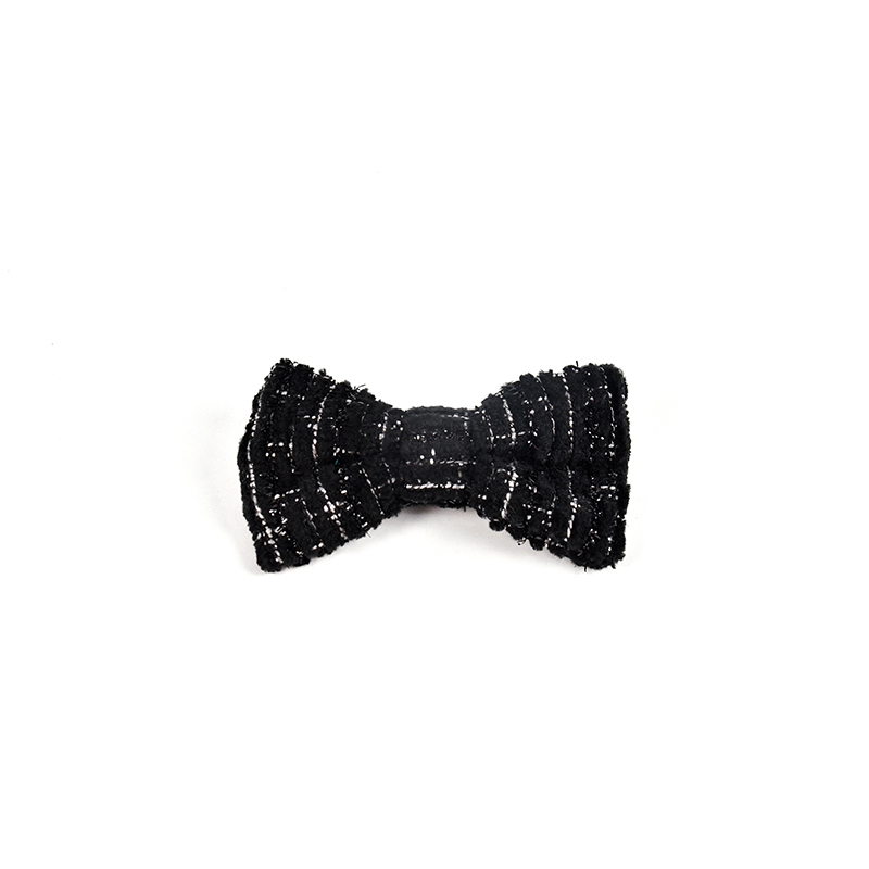 Reflective filament Bow Tie