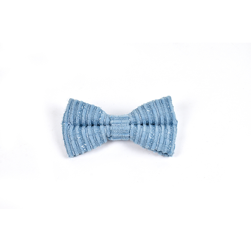 Reflective filament Bow Tie