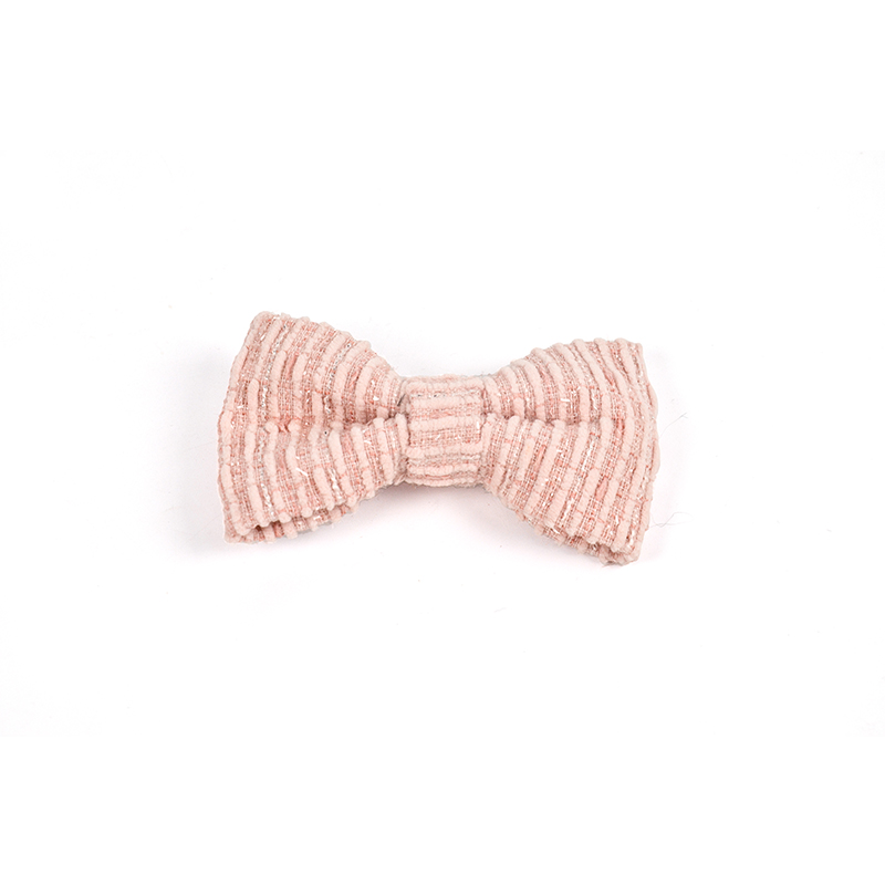 Reflective filament Bow Tie