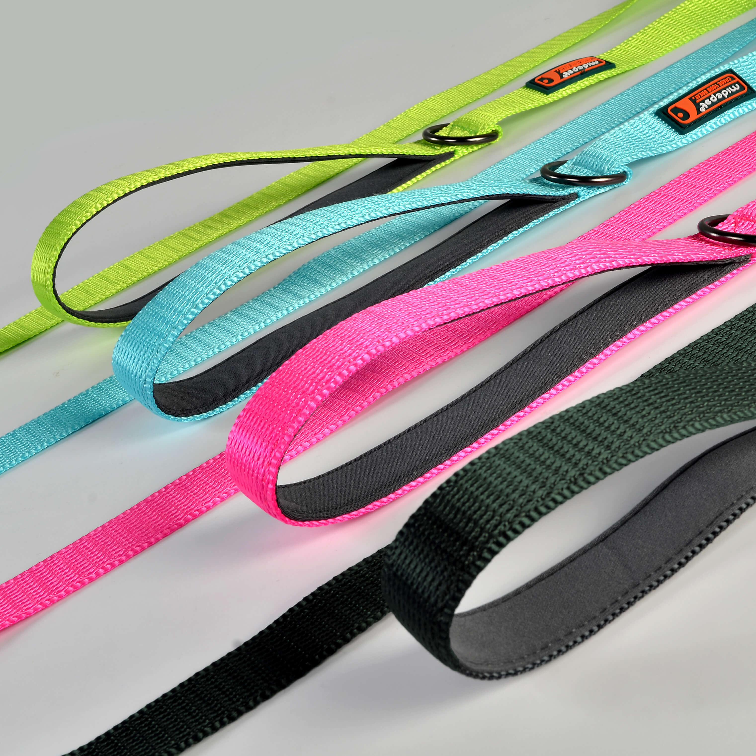 Nylon Solid Color Leash
