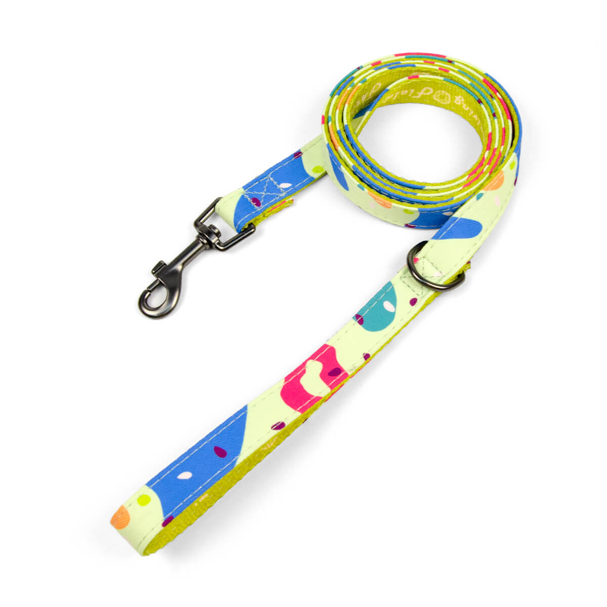Lovely Dog Leash Garden Style